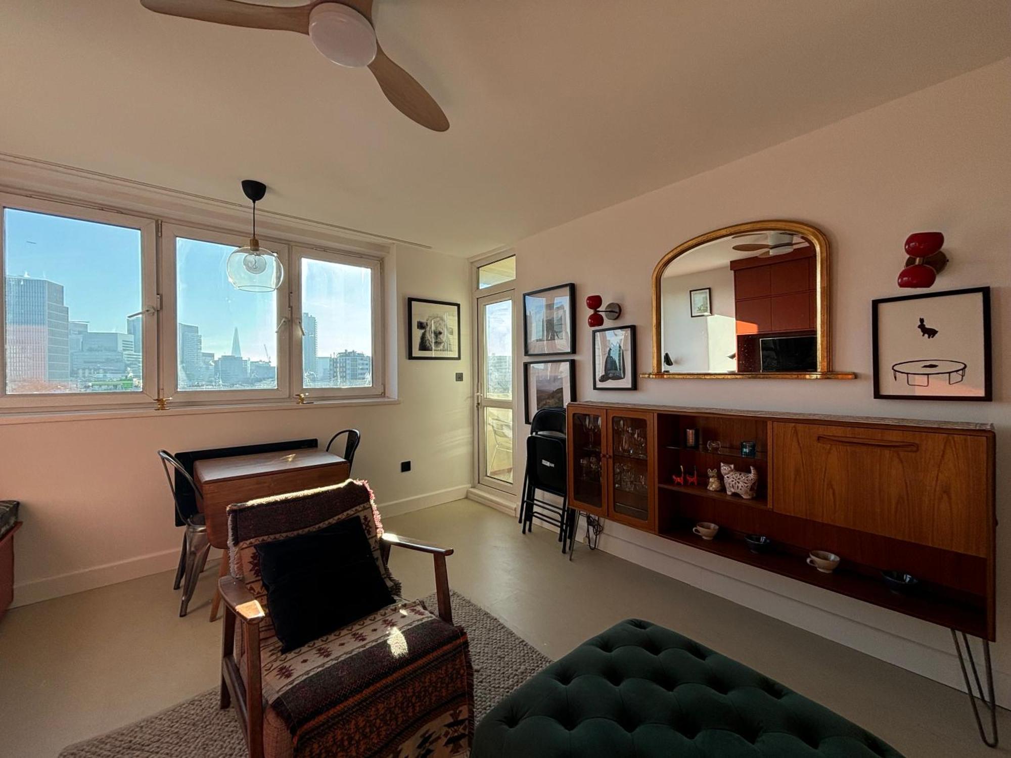 Apartment Bright And Stylish 2bd In Old Street W Views