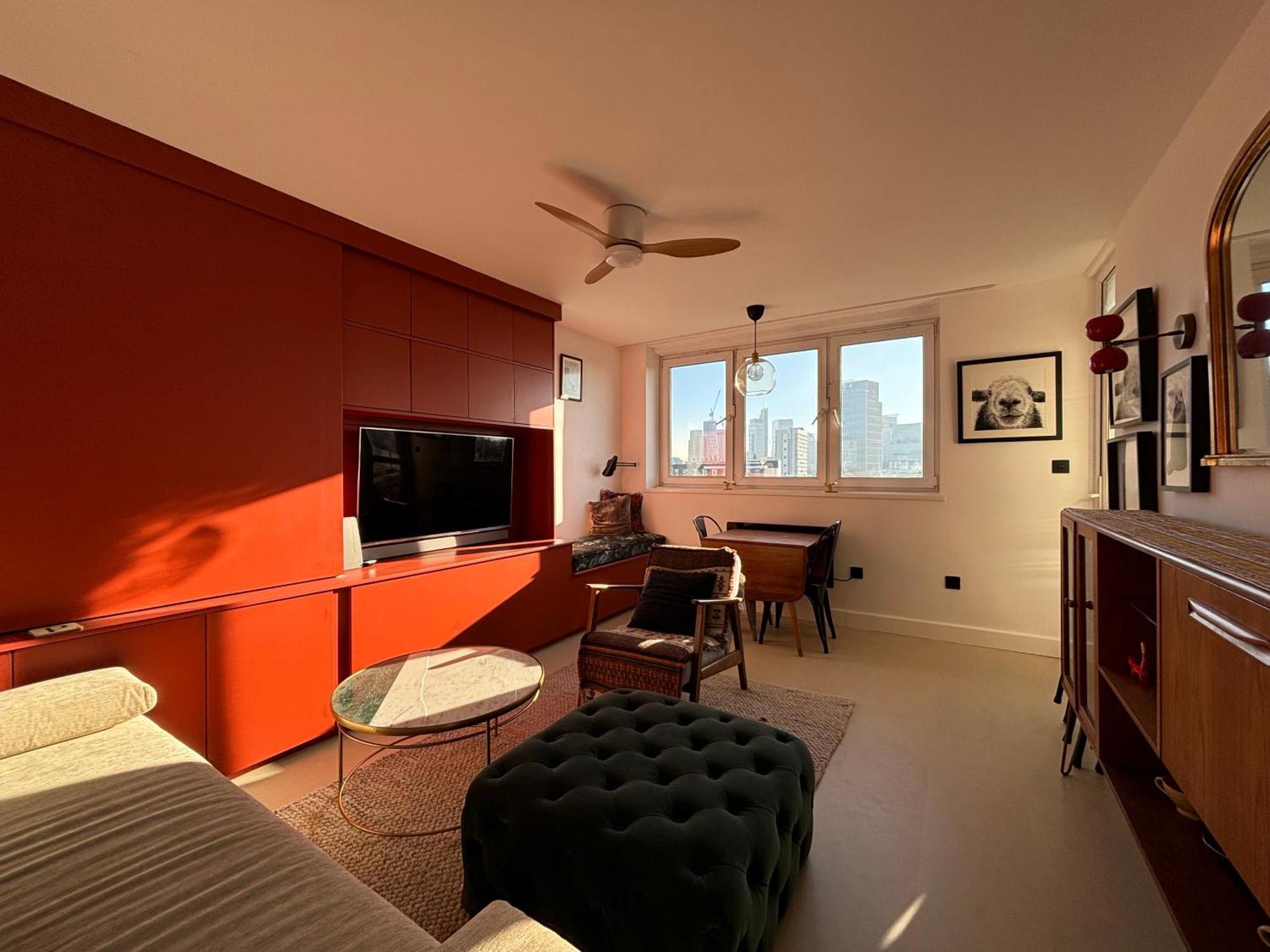 Apartment Bright And Stylish 2bd In Old Street W Views London