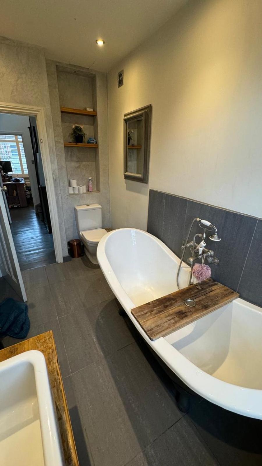 Madika Homes 4 Bed House Contractor Corporate London