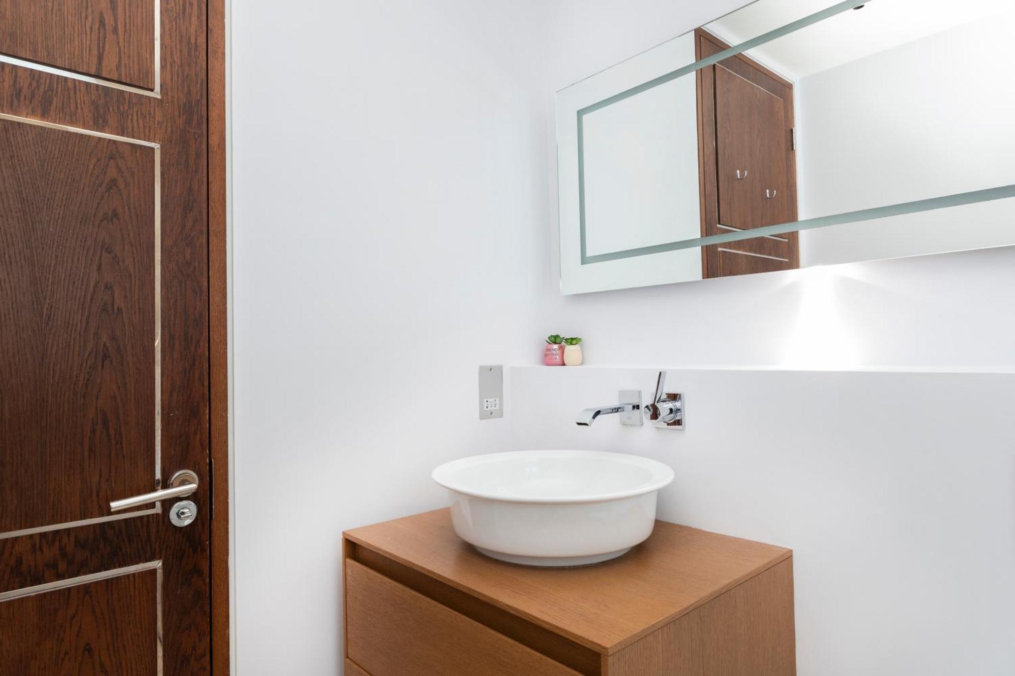 Gorgeous 3 Bed House In Paddington London