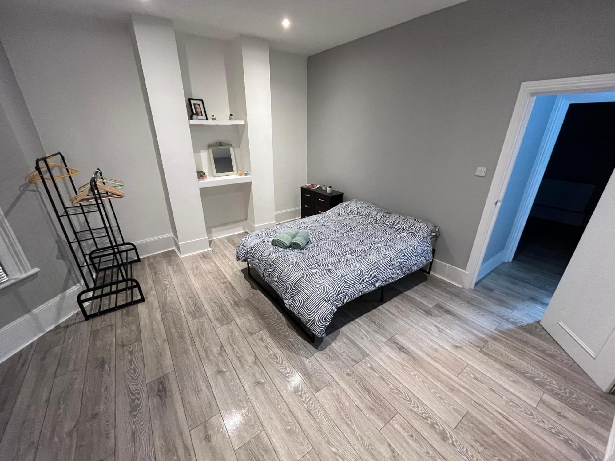 Apartment Stunning 2 Bed In Brixton *
