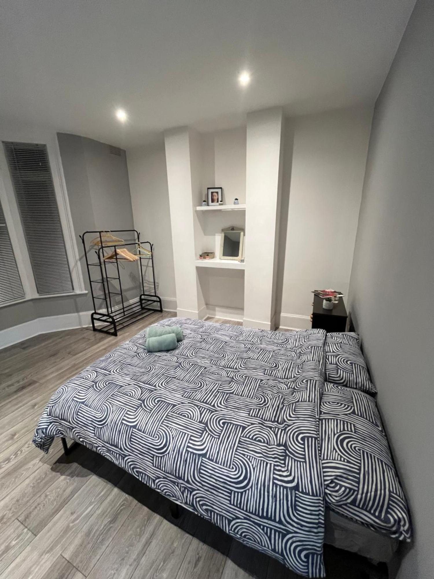 Stunning 2 Bed In Brixton London