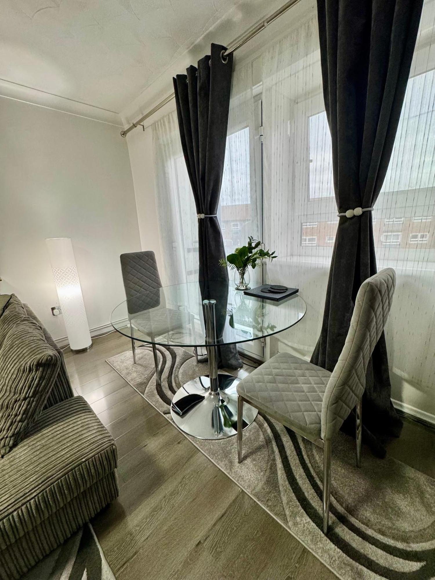 East Flat Upton Park Apartment London
