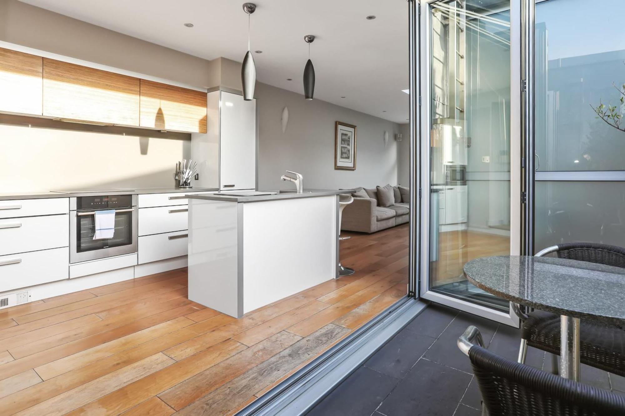 Apartment Stunning South Kensington 2 Bed W Terrace *