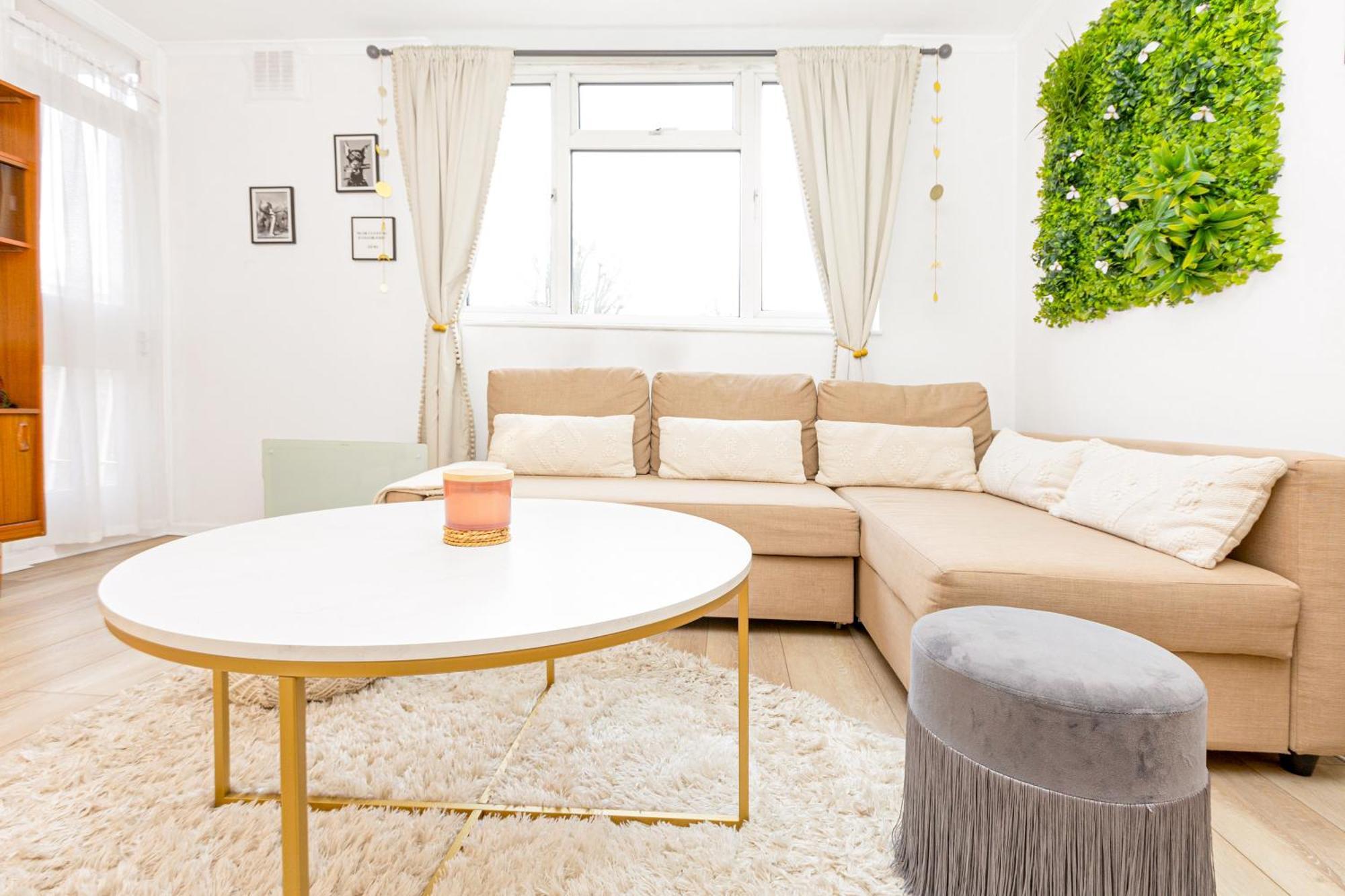 Appartement Charming With Balcony In Putney, 5 Min Tube Londen