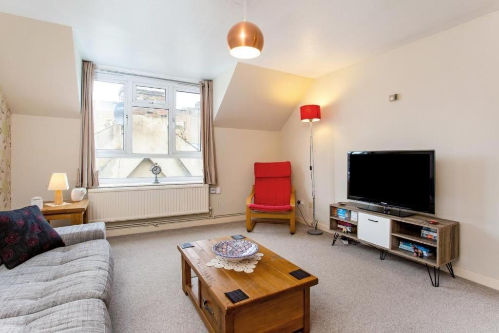 Of Battersea Apartment London