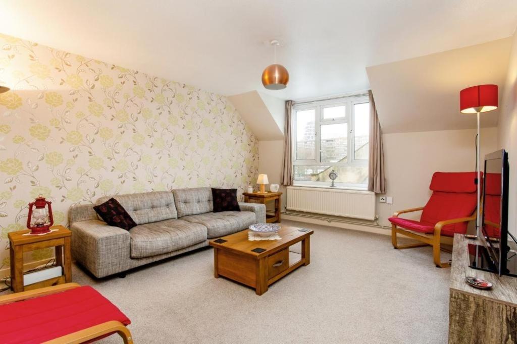 Of Battersea Apartment London