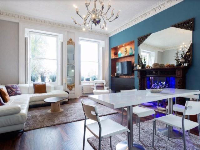 Huge 3 Beds 3 Baths By The Park Apartment London