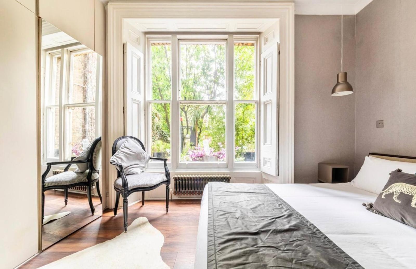 Huge 3 Beds 3 Baths By The Park