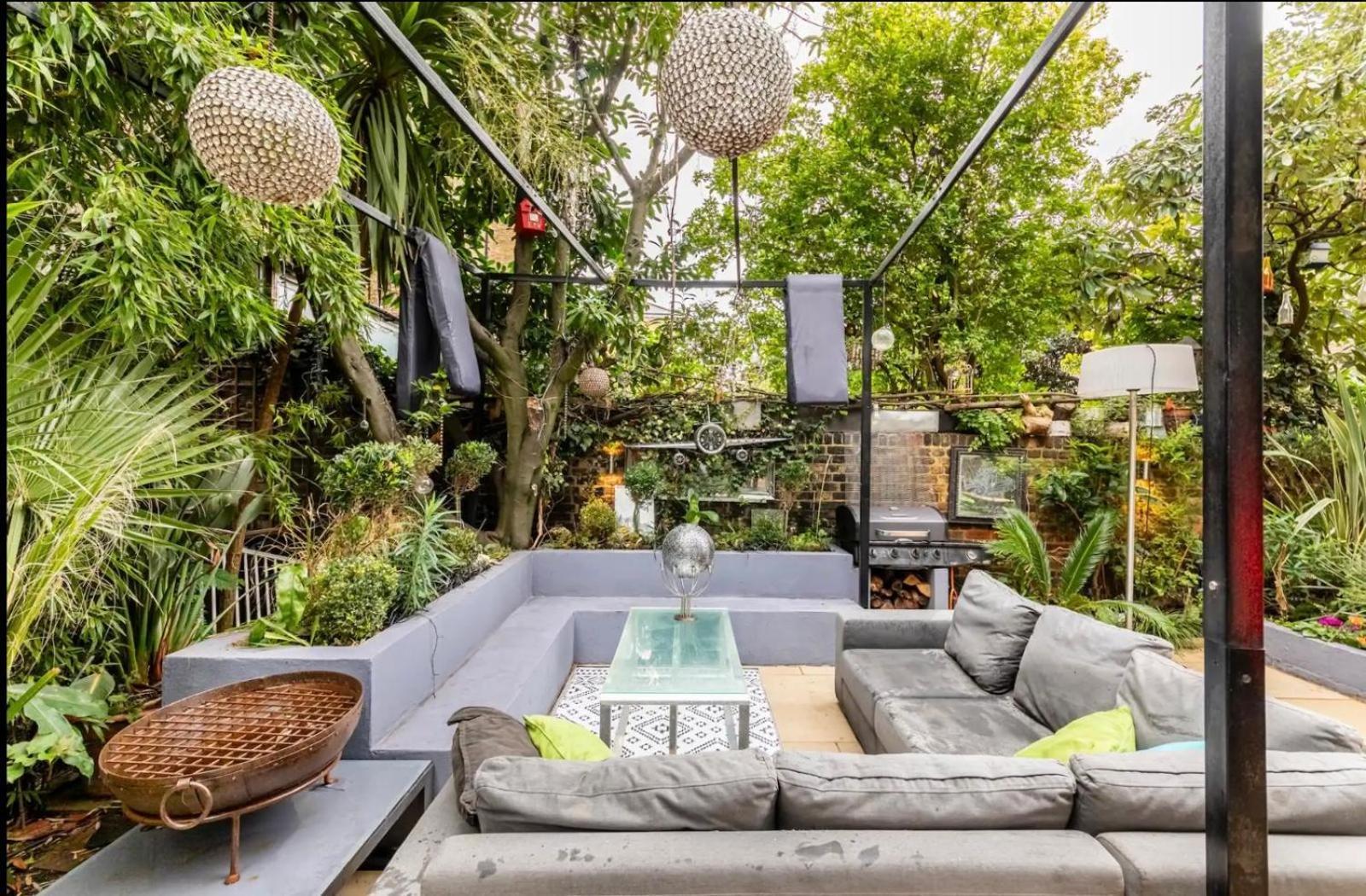 Huge 3 Beds 3 Baths By The Park Apartment *