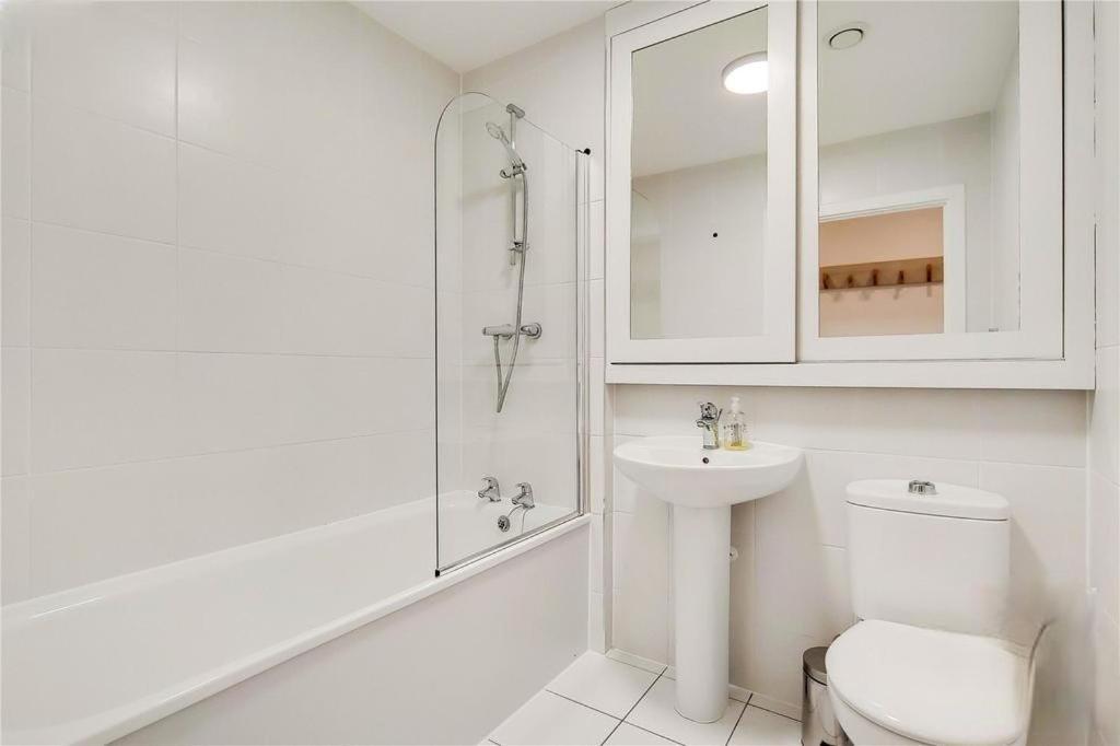 Apartment Modern Cozy 1 Bedroom London