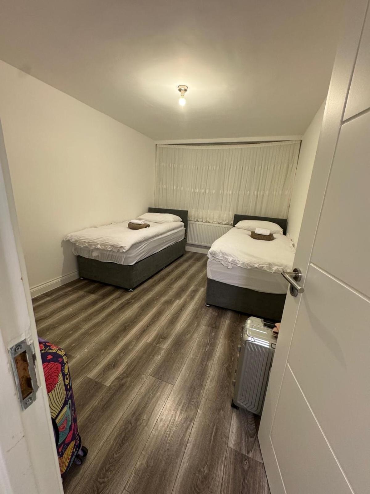 Betty Homes - Nearby Angel And Highbury Apartment *