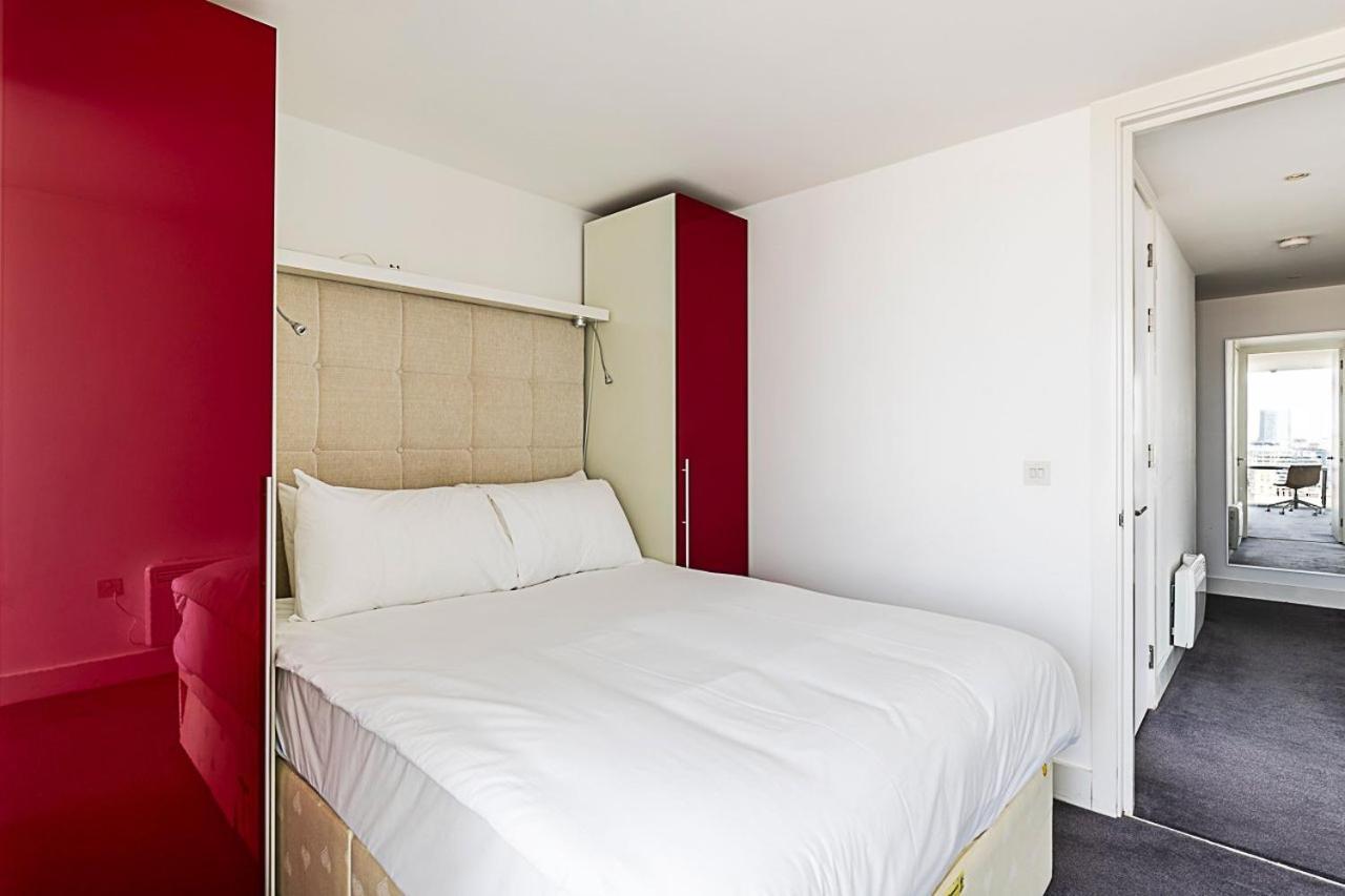 Apartment Skyline Serenity In Southwark London