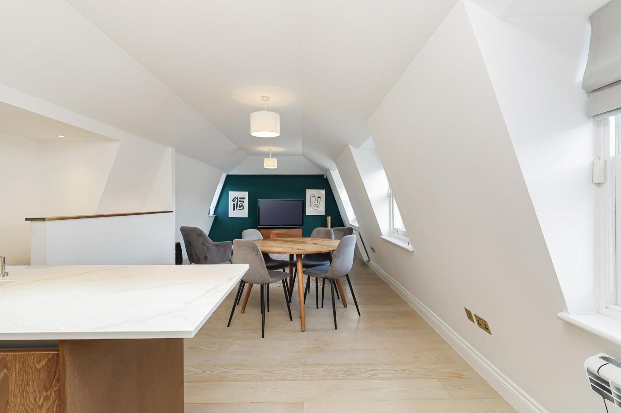 Apartment Kensington Gardens *