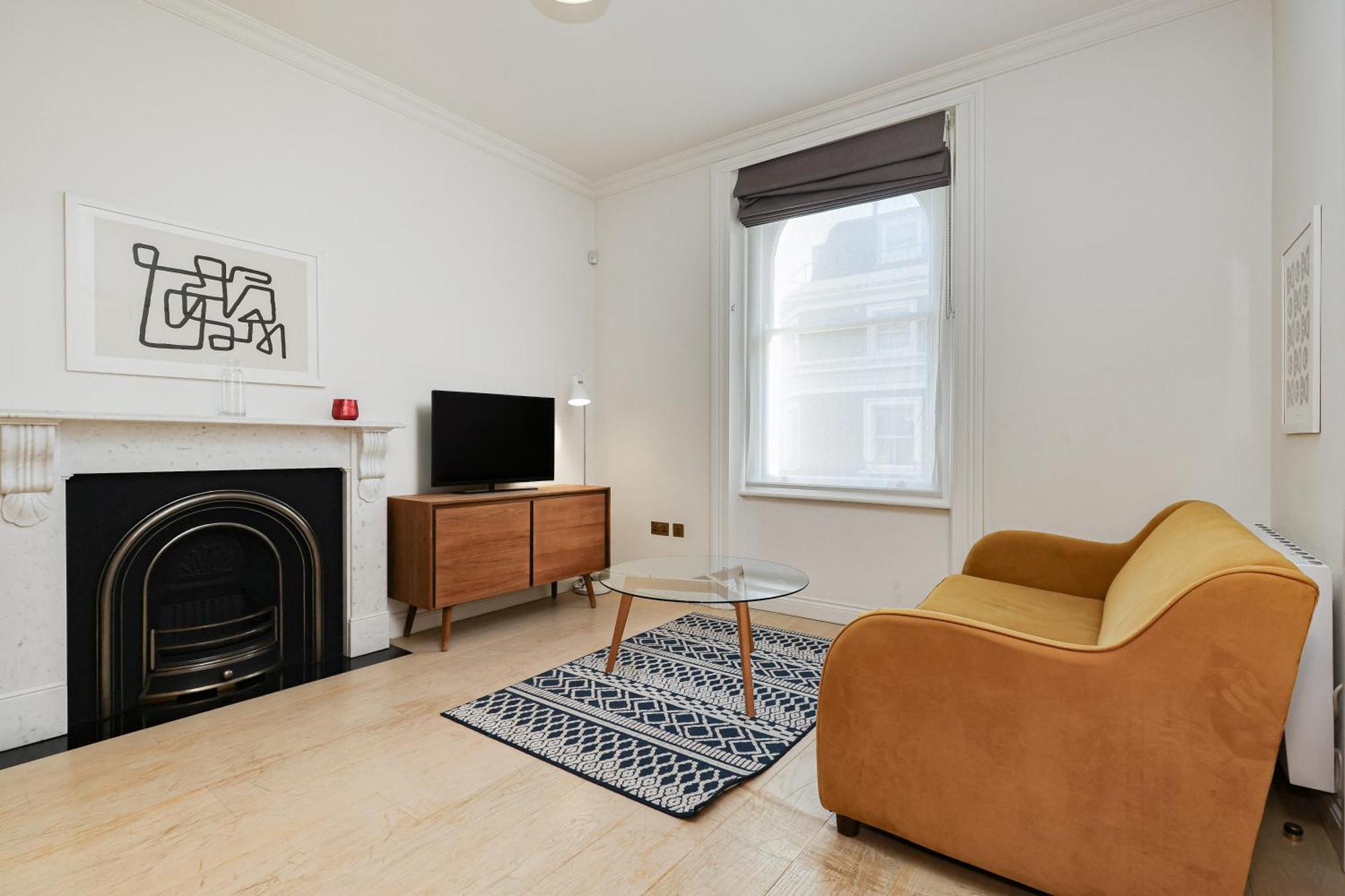 Apartment Kensington Gardens London