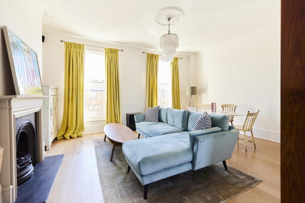 Apartment The Walterton Sanctuary - Bright 3 Bed Flat *