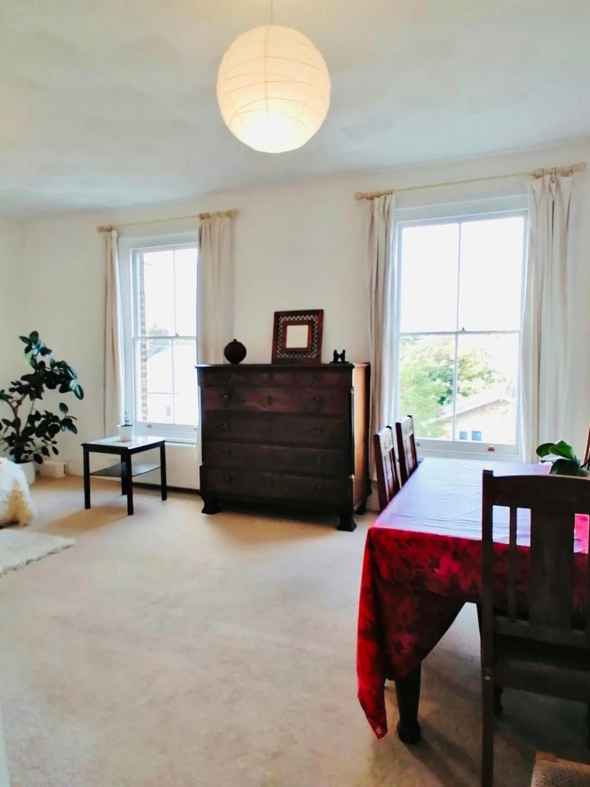 Apartment Charming Victorian Flat With Free Parking