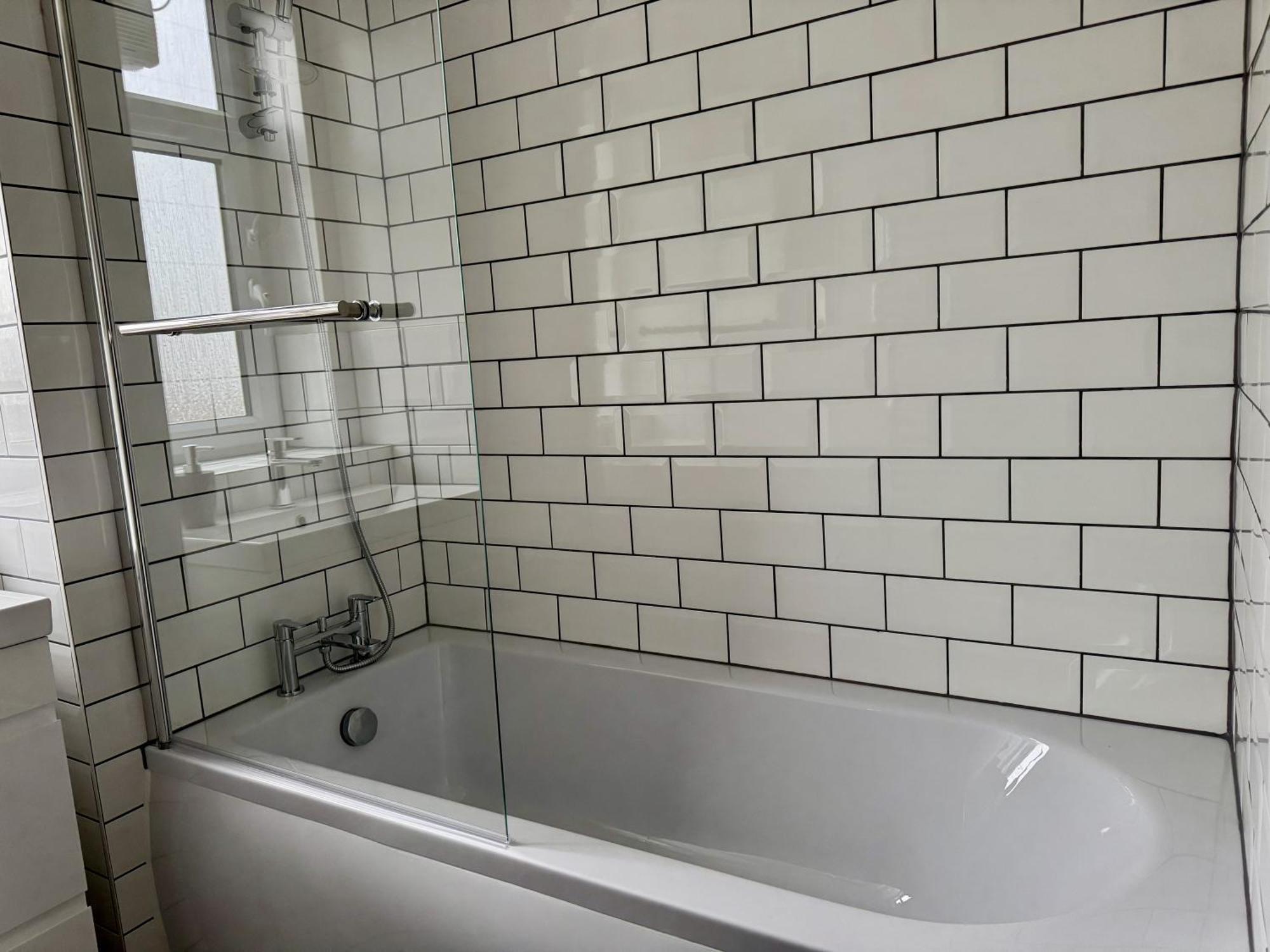 Apartment Spacious 2br, Great Amenities, 16 Min To City *