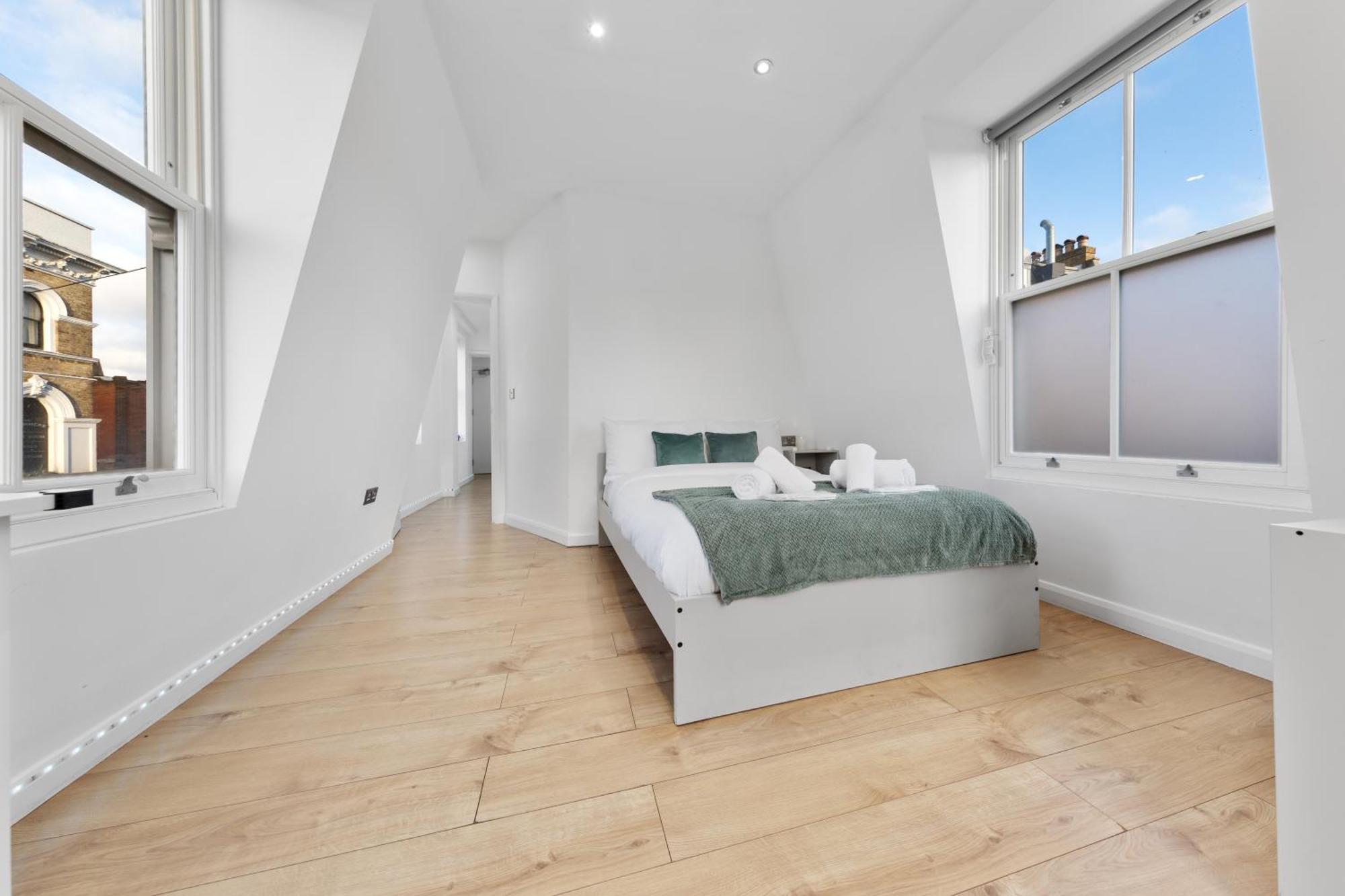 Apartment Chelsea Battersea & Private Rooftop Terrace London