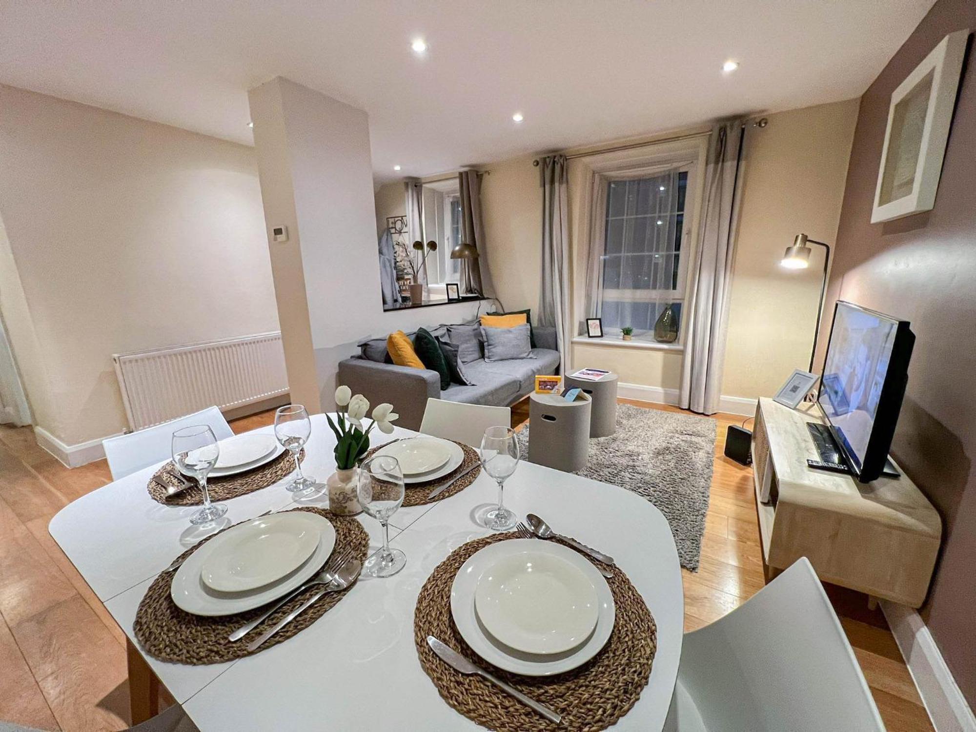 Chic 2-bedroom Flat With Free Wi-fi Few Steps From The Oval Apartment *
