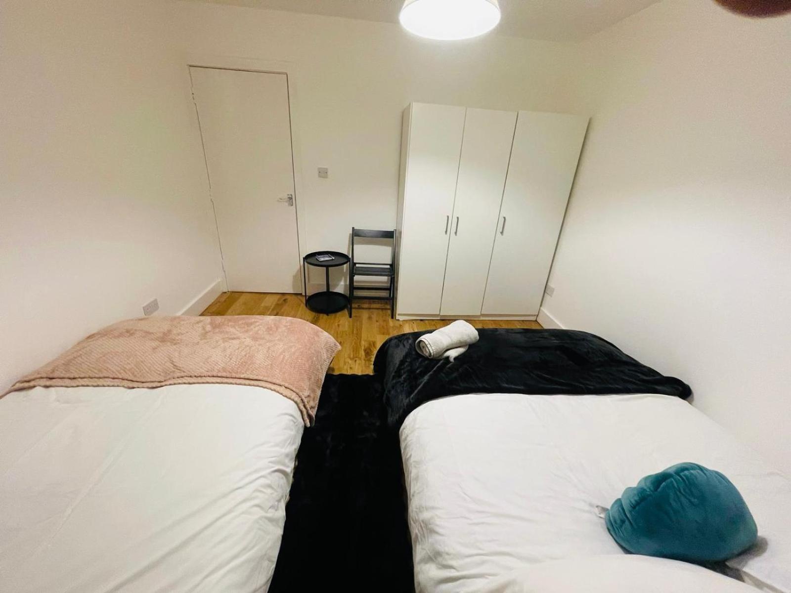 Apartment Ground Floor 3bed Tower Bridge Shard View With Riverview London