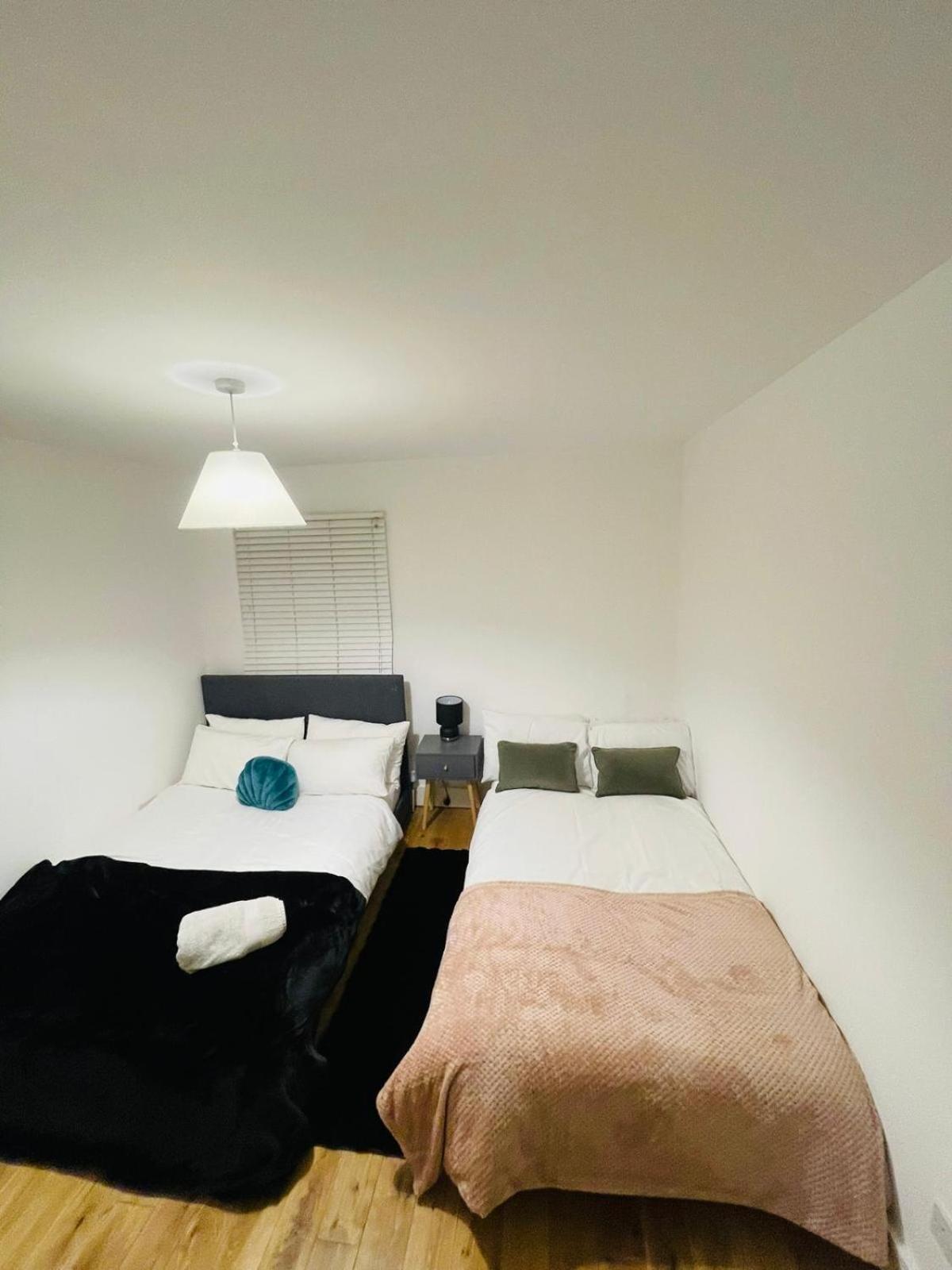 Ground Floor 3bed Tower Bridge Shard View With Riverview Apartment
