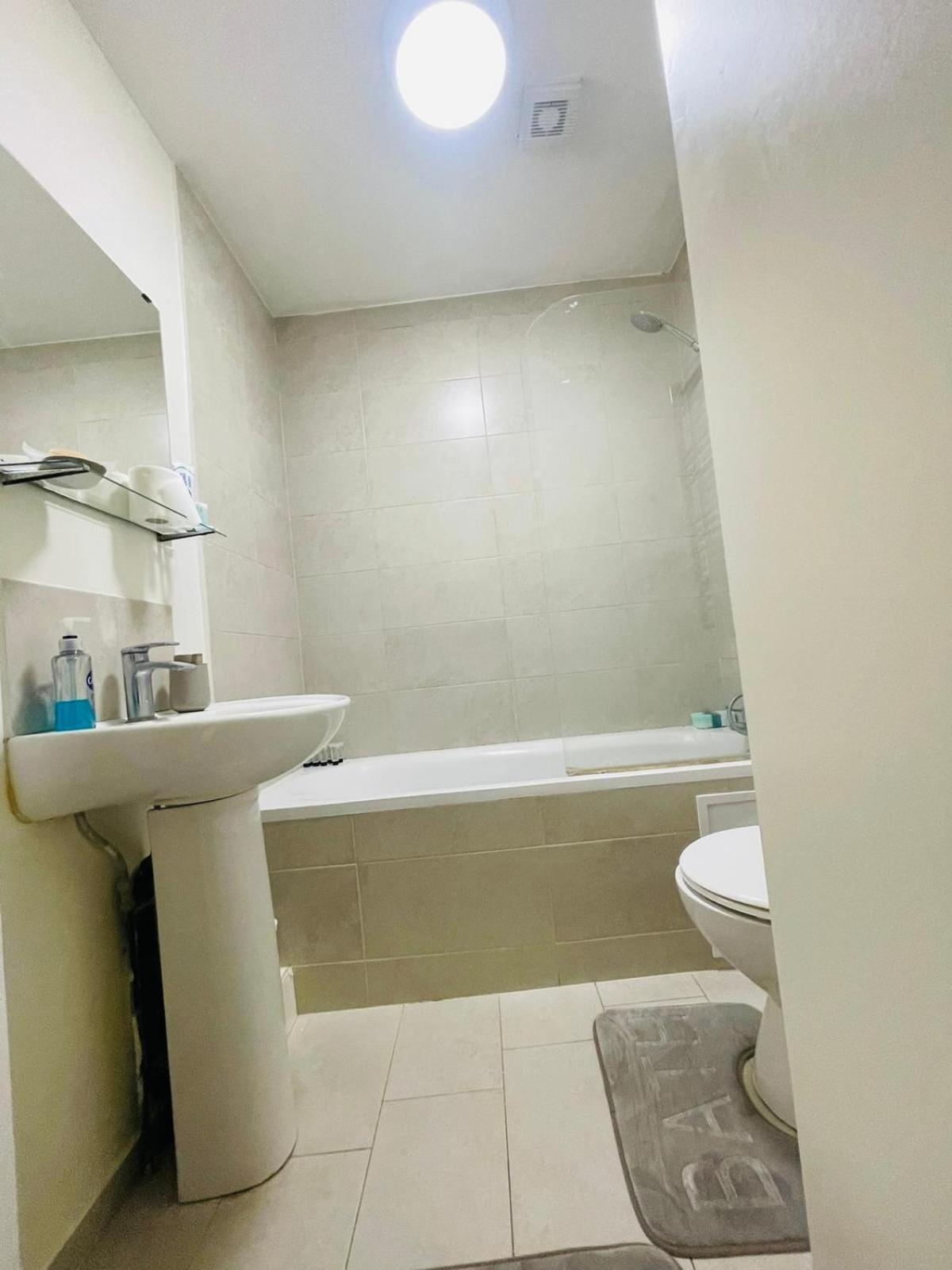 Apartment Ground Floor 3bed Tower Bridge Shard View With Riverview London