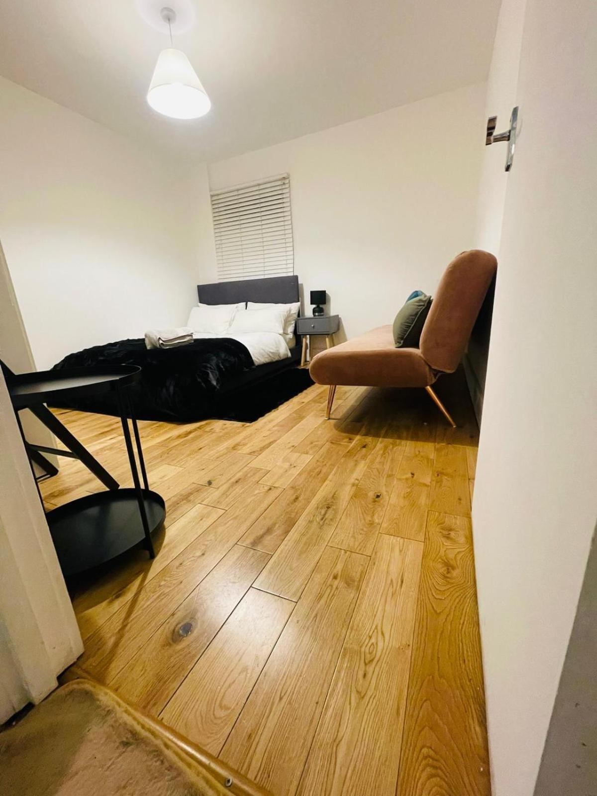 Ground Floor 3bed Tower Bridge Shard View With Riverview London