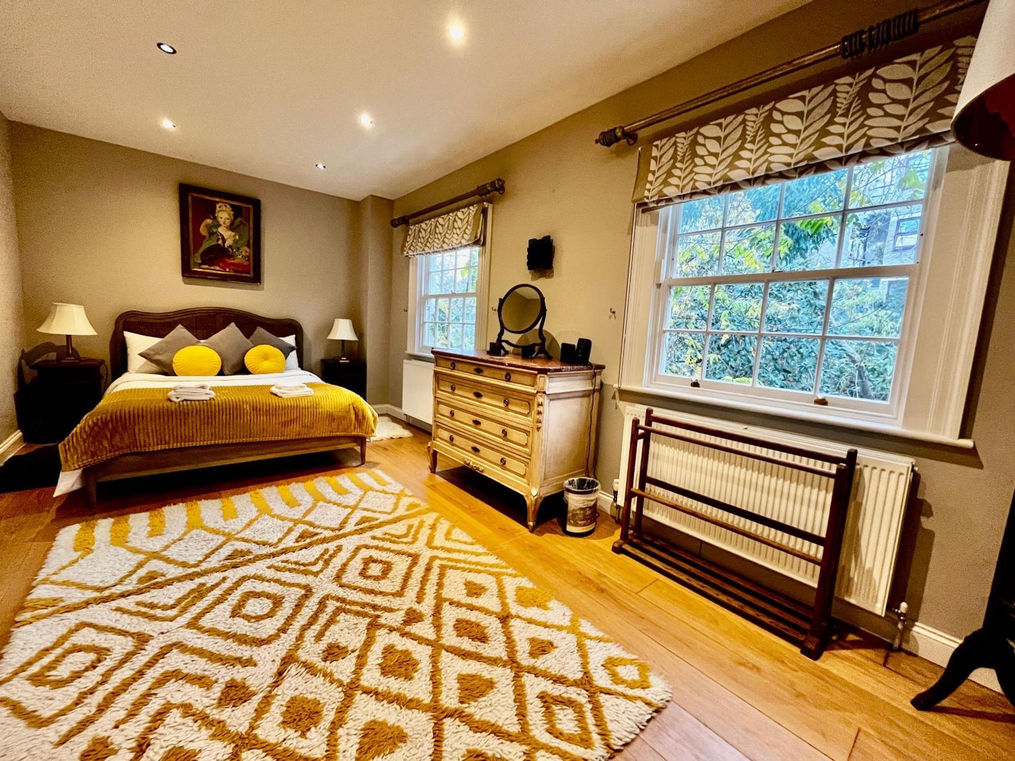 Holiday home The Hyde Park House *