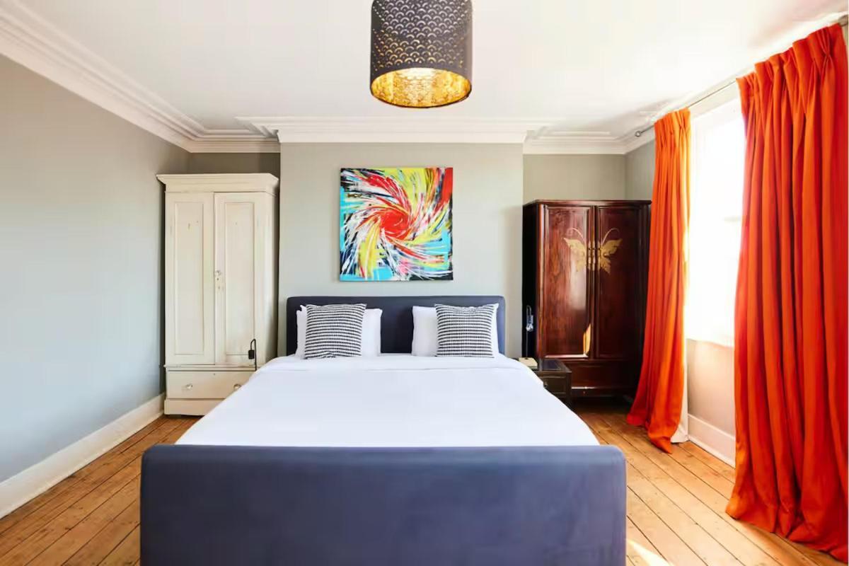The Walterton Sanctuary - Bright 3 Bed Flat Apartment *