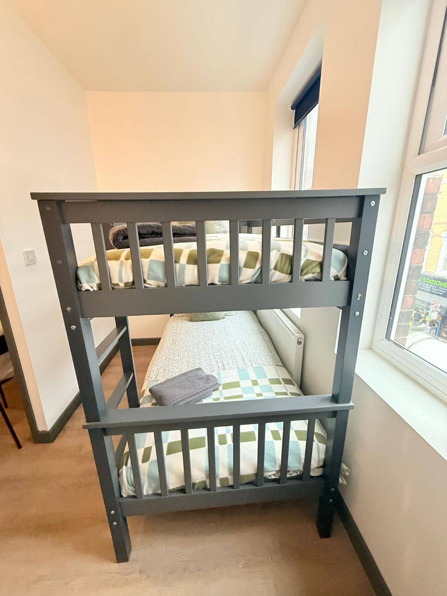 Cozy Guest Two Bedroom Flat Gasthuis