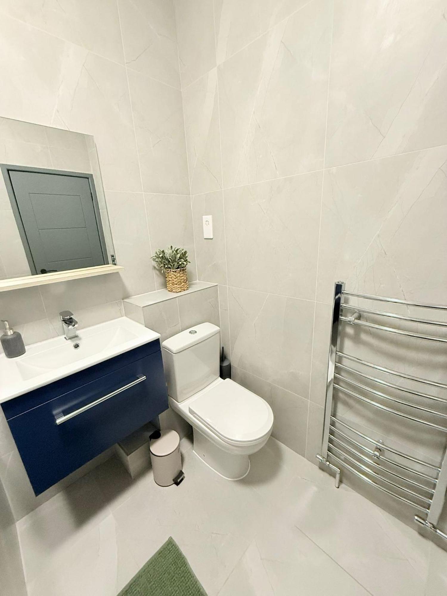 Cozy Guest Two Bedroom Flat * Londen