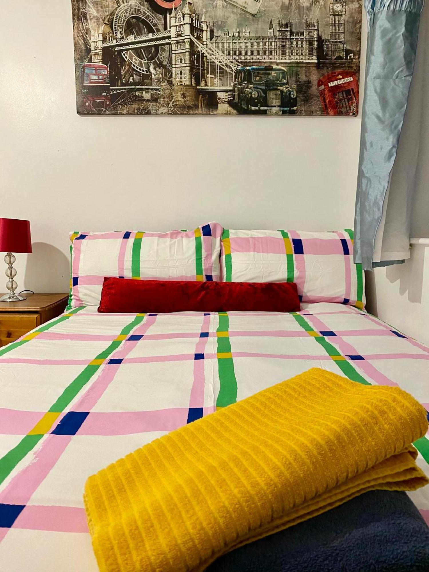 Appartement Cosy 3 Bedroom House Near Stratford,olympic Park, E15 *