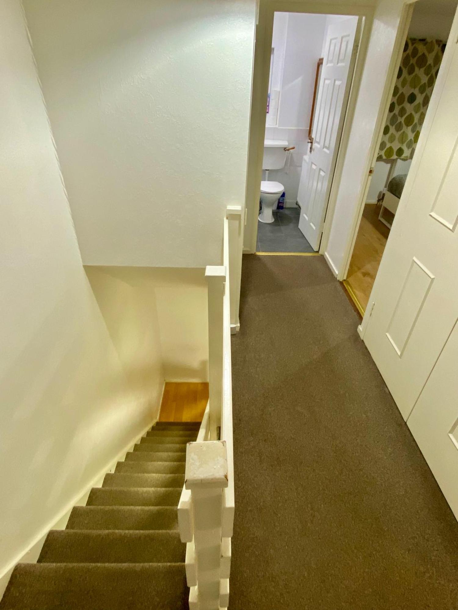 Cosy 3 Bedroom House Near Stratford,olympic Park, E15 *