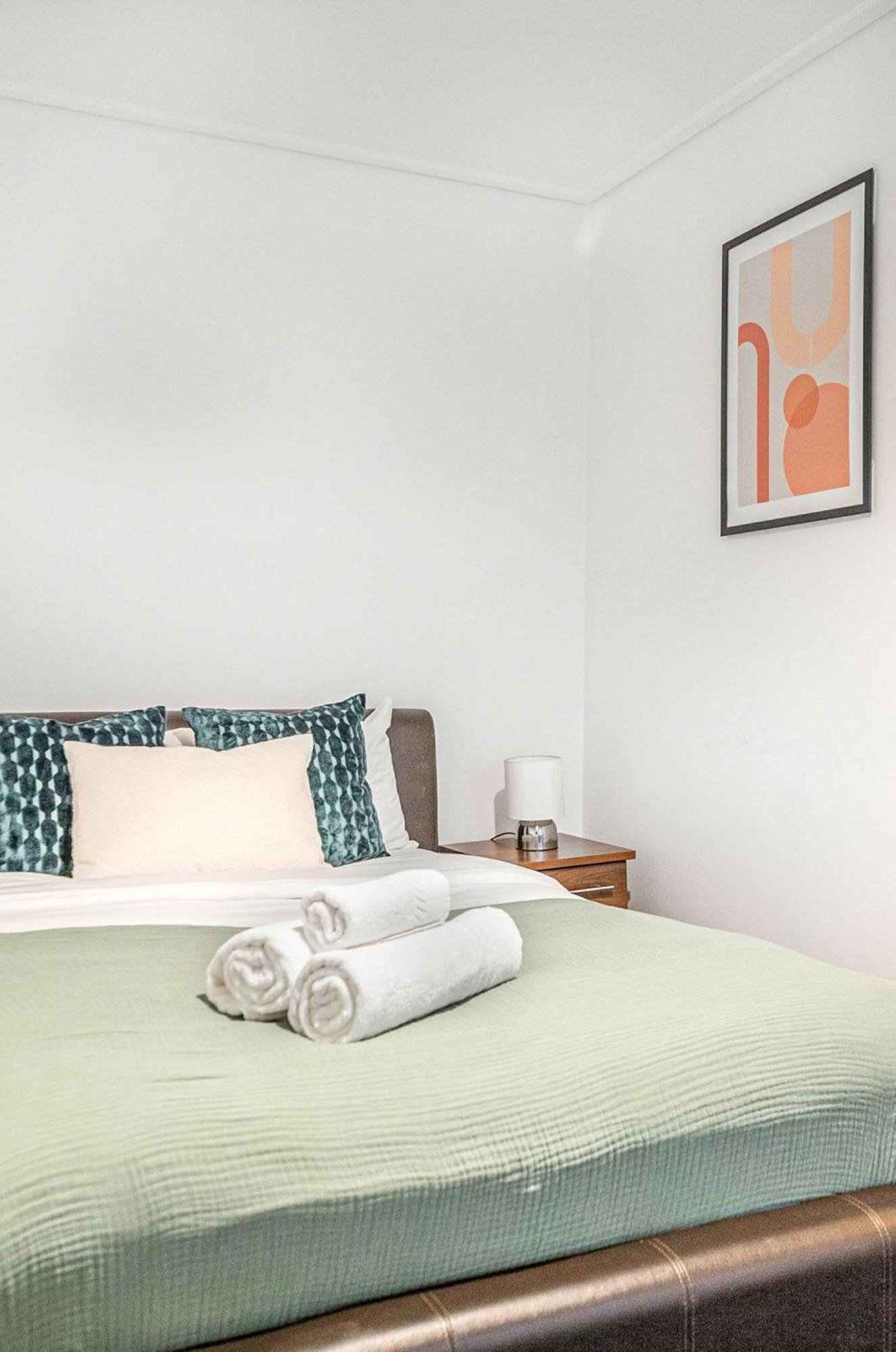 Heart Of Holborn - 2br With Patio - Cityapartmentstay London