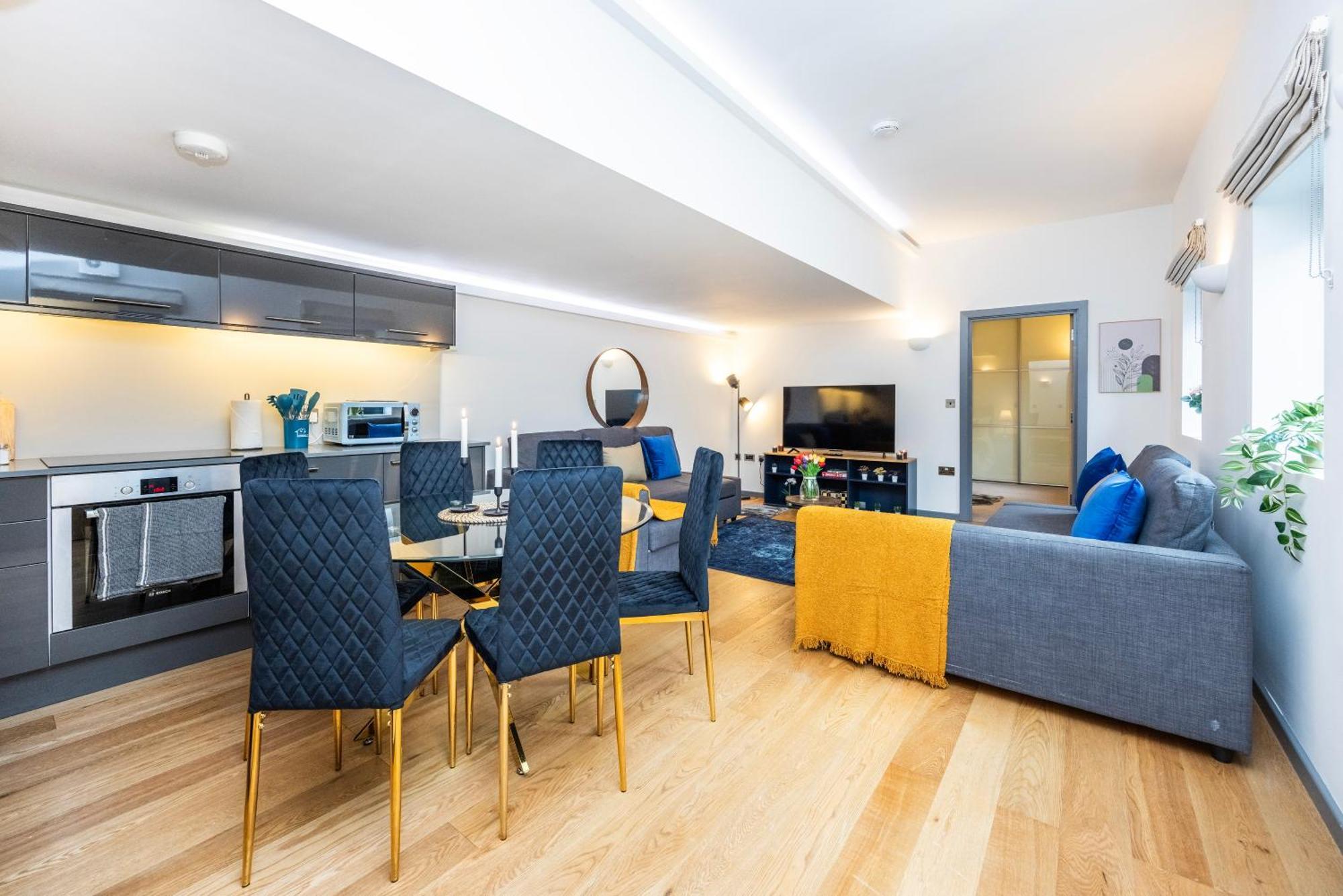 2 Bed 2 Bath Deluxe Flat In Kensington