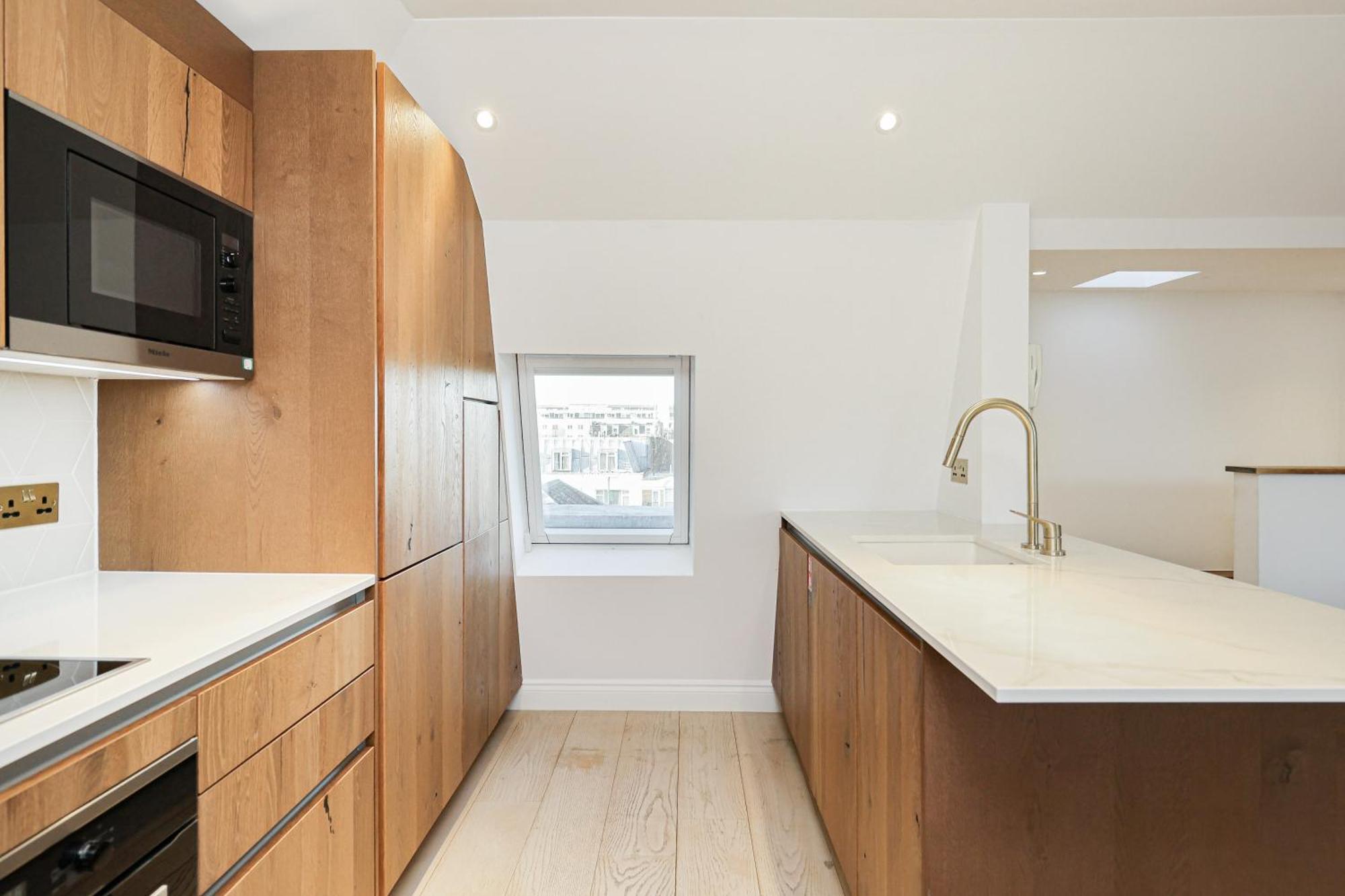 Apartment Kensington Gardens *