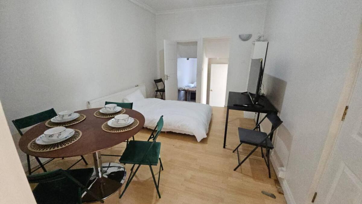 Spacious 3-bedroom Apartment! Apartment
