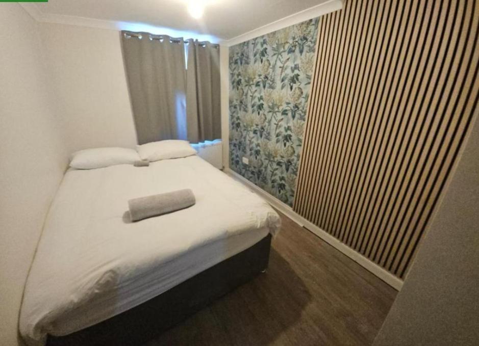 Spacious 3-bedroom Apartment! Apartment London