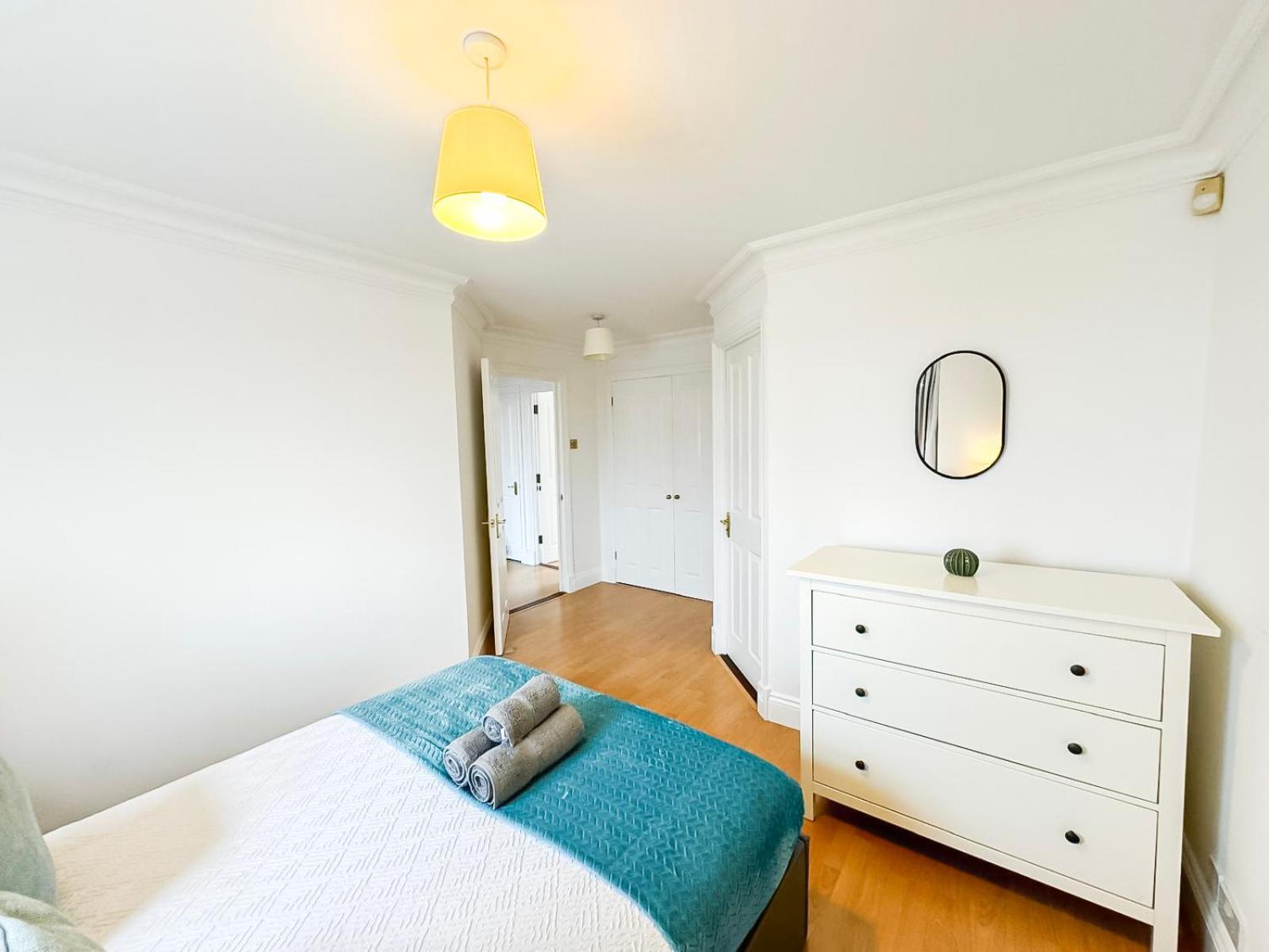 Appartement 3 Bedroom Flat With Free Secured Parking In Borough Near The Shard, Bermondsey