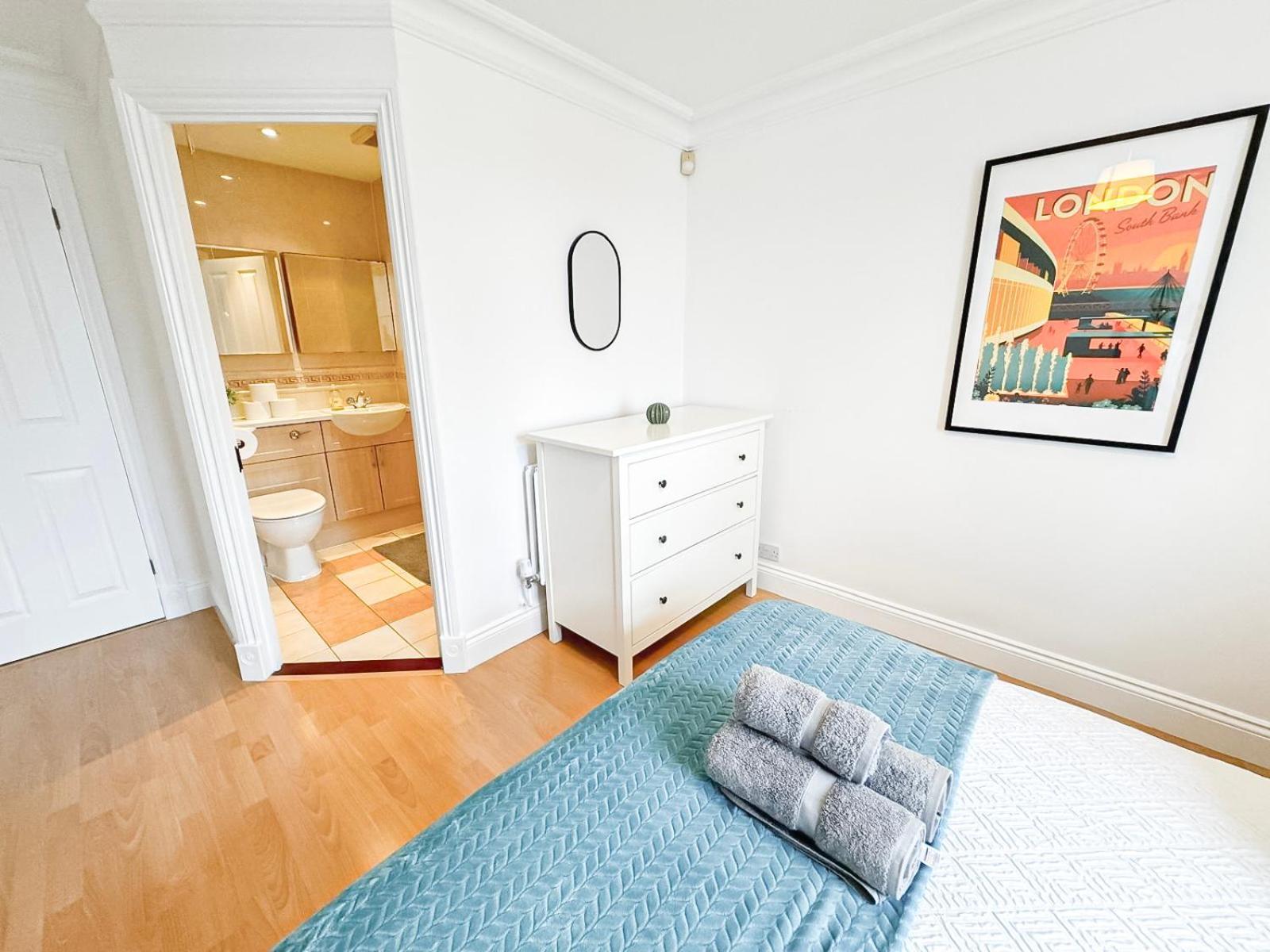 3 Bedroom Flat With Free Secured Parking In Borough Near The Shard, Bermondsey Appartement