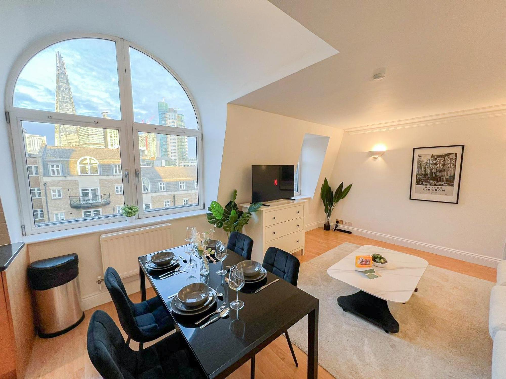 Appartement 3 Bedroom Flat With Free Secured Parking In Borough Near The Shard, Bermondsey