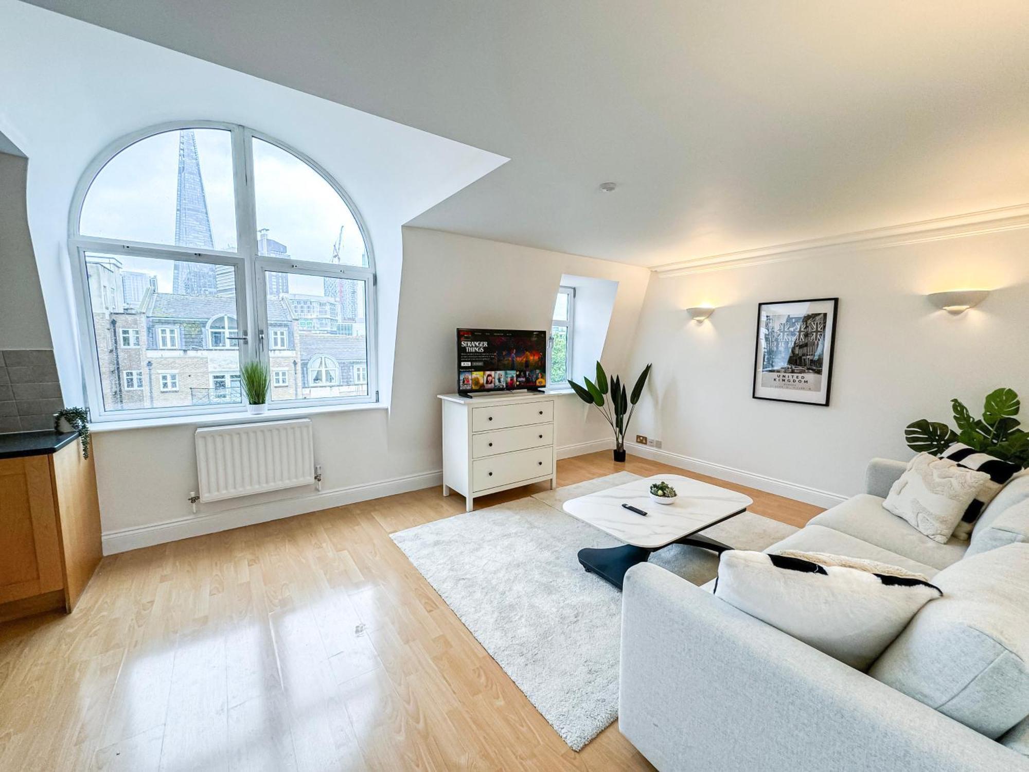 Appartement 3 Bedroom Flat With Free Secured Parking In Borough Near The Shard, Bermondsey *