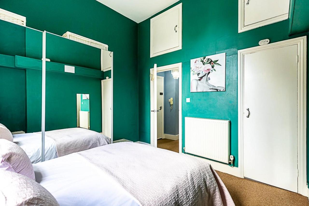 Chic 1 Bedroom Parkview Flat At Arundel Square * London