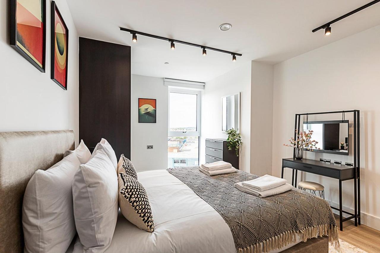 Apartment Edmund Point London