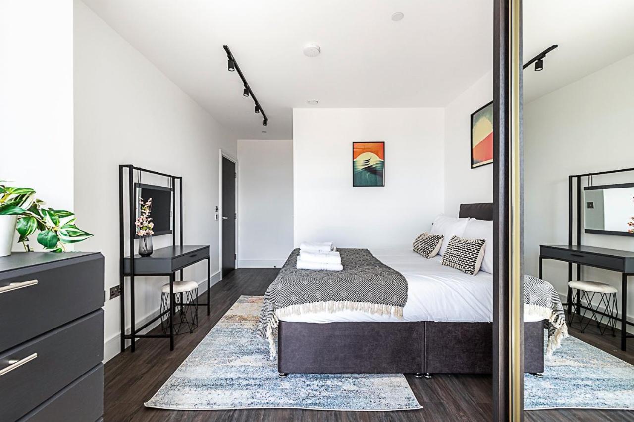 Edmund Point Apartment London