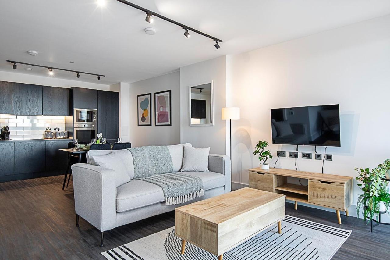 Edmund Point Apartment