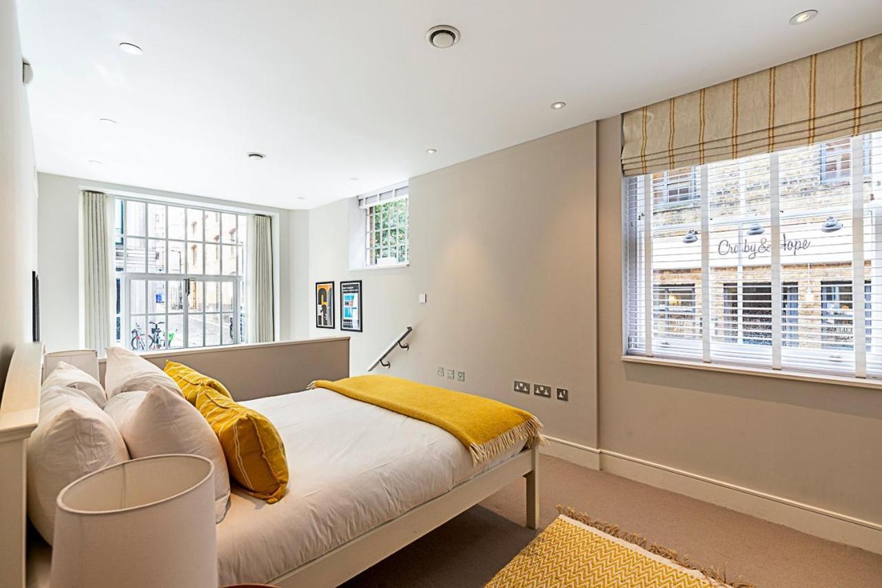 Holiday home Pepys House A Modern Touch Of History