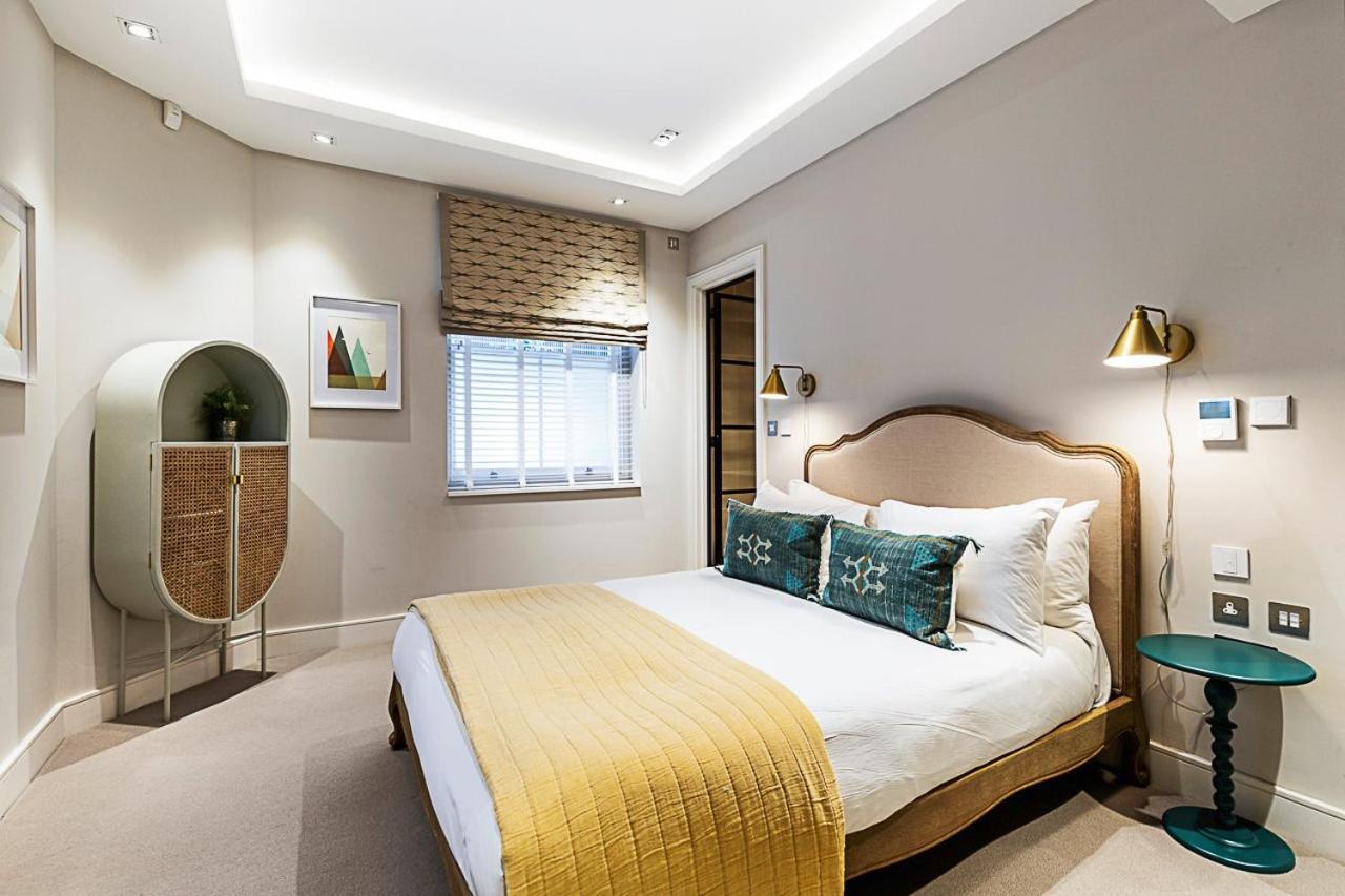 Pepys House A Modern Touch Of History *