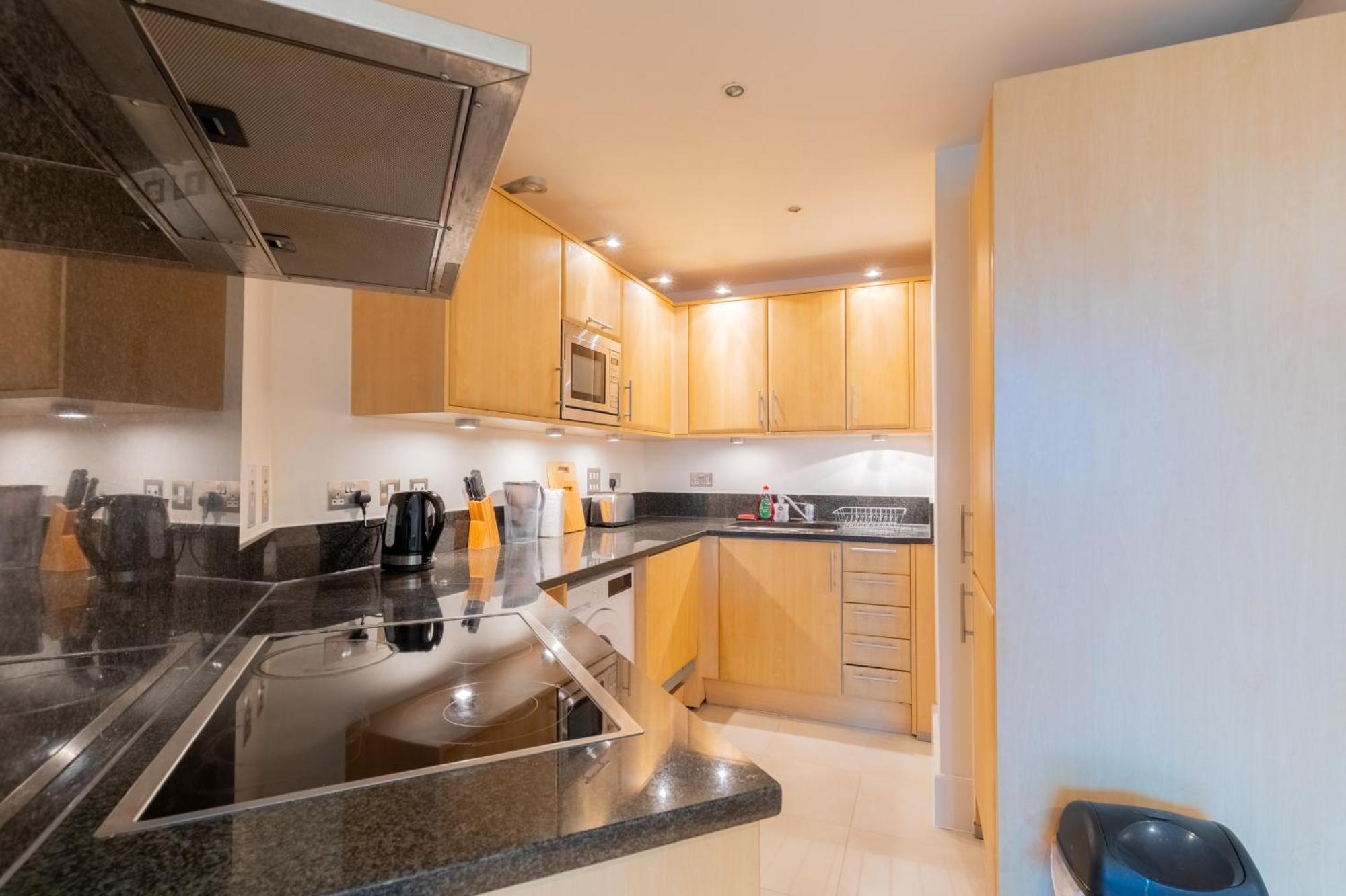 Sleek 1bd Flat With View Of The River Thames Appartement